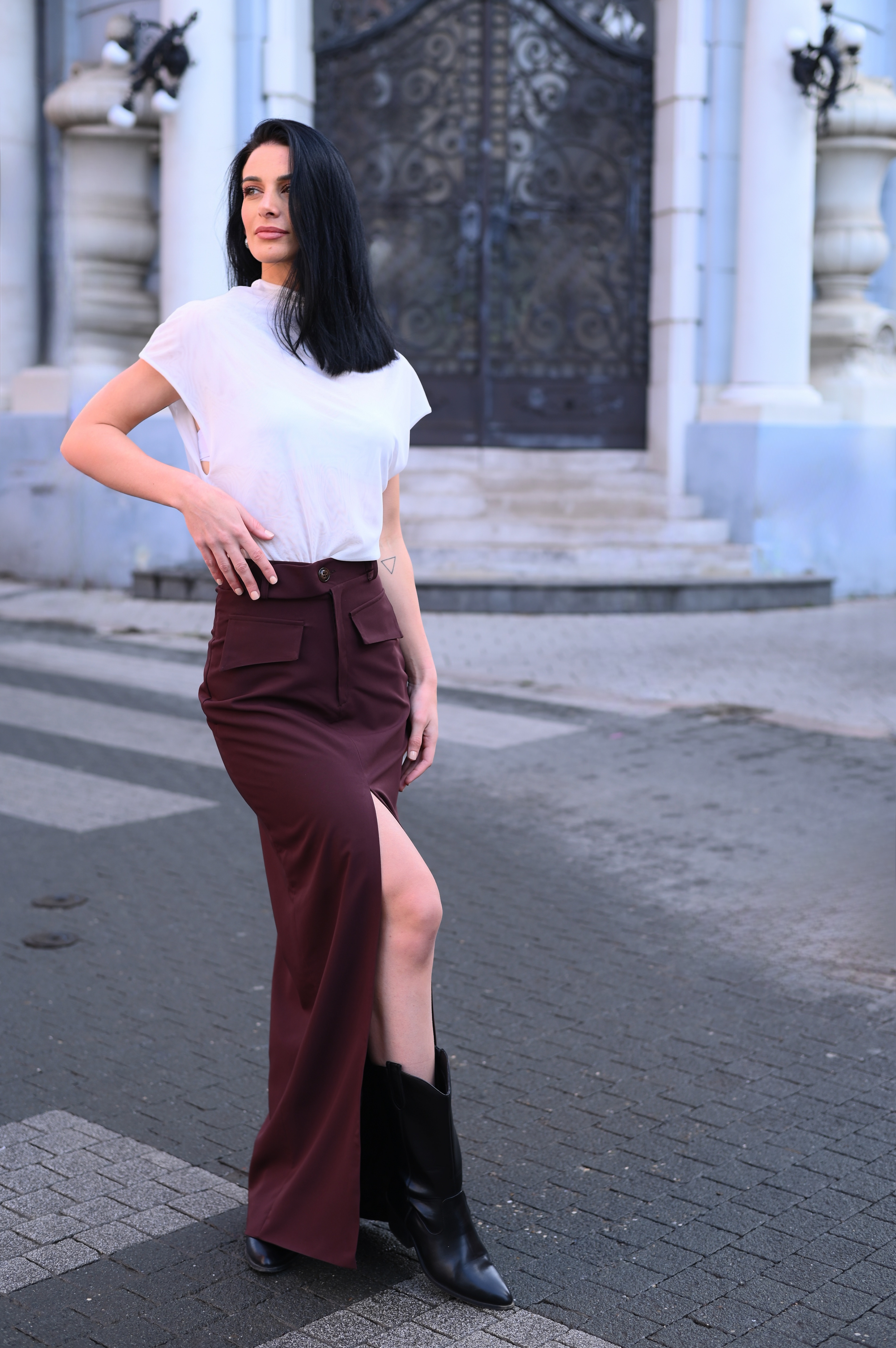 SUKNJA "Worn for joy, not for trend"