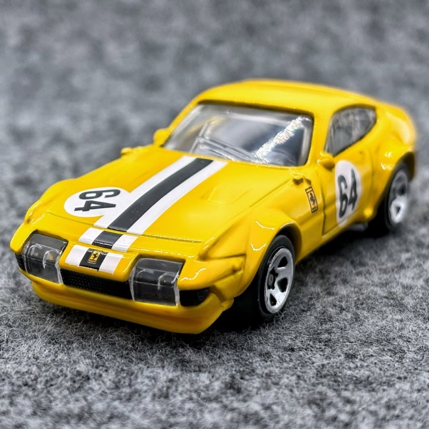 Hot Wheels 2026 Ferrari 365 GTB4 Competizione (Yellow) – #222 HW Race Day – Detailed 1:64 Scale Daytona Racer – Giallo Modena Paint & Racing #64 – Collector’s Edition