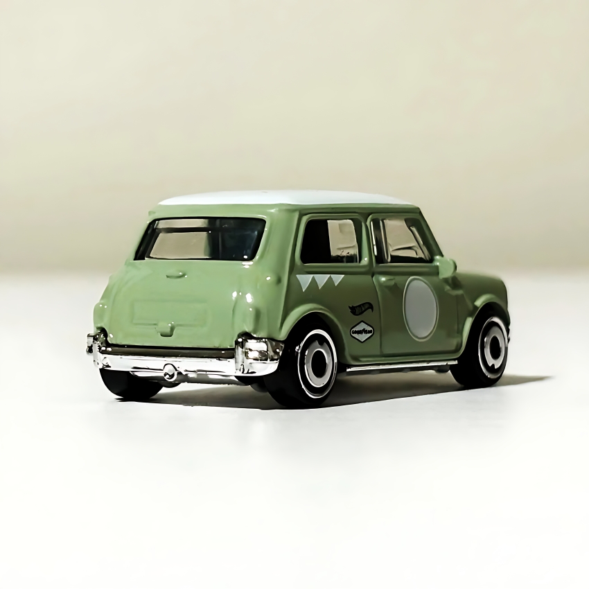 Hot Wheels Austin Mini Cooper S – 2026 New Model – Then and Now Series 1/10 – 1:64 Scale Mint Green Die-Cast British Icon – Case C/D #71/250 – Best Gift for Hot Wheels Collectors