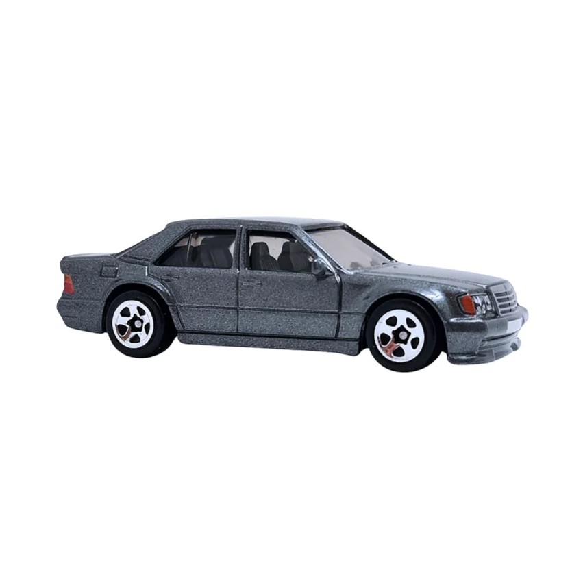 Hot Wheels Mercedes-Benz 500 E Silver – 1:64 Scale Die-Cast Car – 2025/2026 Mainline Collection – Silver Mercedes 500E Toy – Best Gift for Kids & Collectors