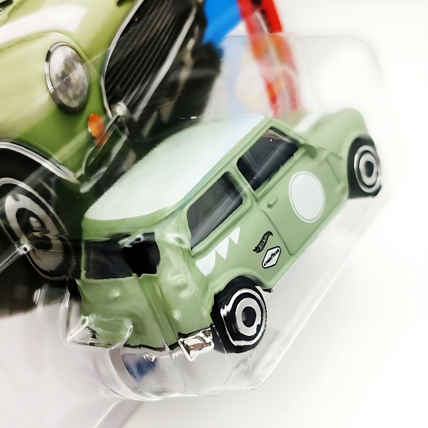 Hot Wheels Austin Mini Cooper S – 2026 New Model – Then and Now Series 1/10 – 1:64 Scale Mint Green Die-Cast British Icon – Case C/D #71/250 – Best Gift for Hot Wheels Collectors
