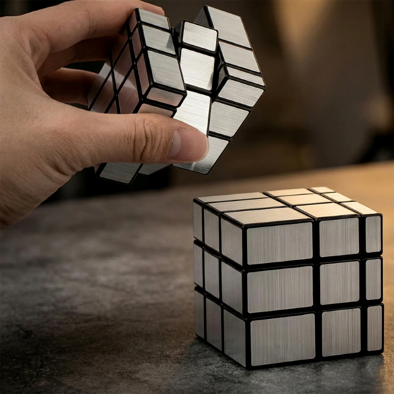 Zuurvi® Silver Mirror Cube – 3x3 Shape-Shifting Magic Cube – Reflective Metallic Speed Cube – Smooth Rotation Brain Game – Best Birthday Gift & Office Desk Toy