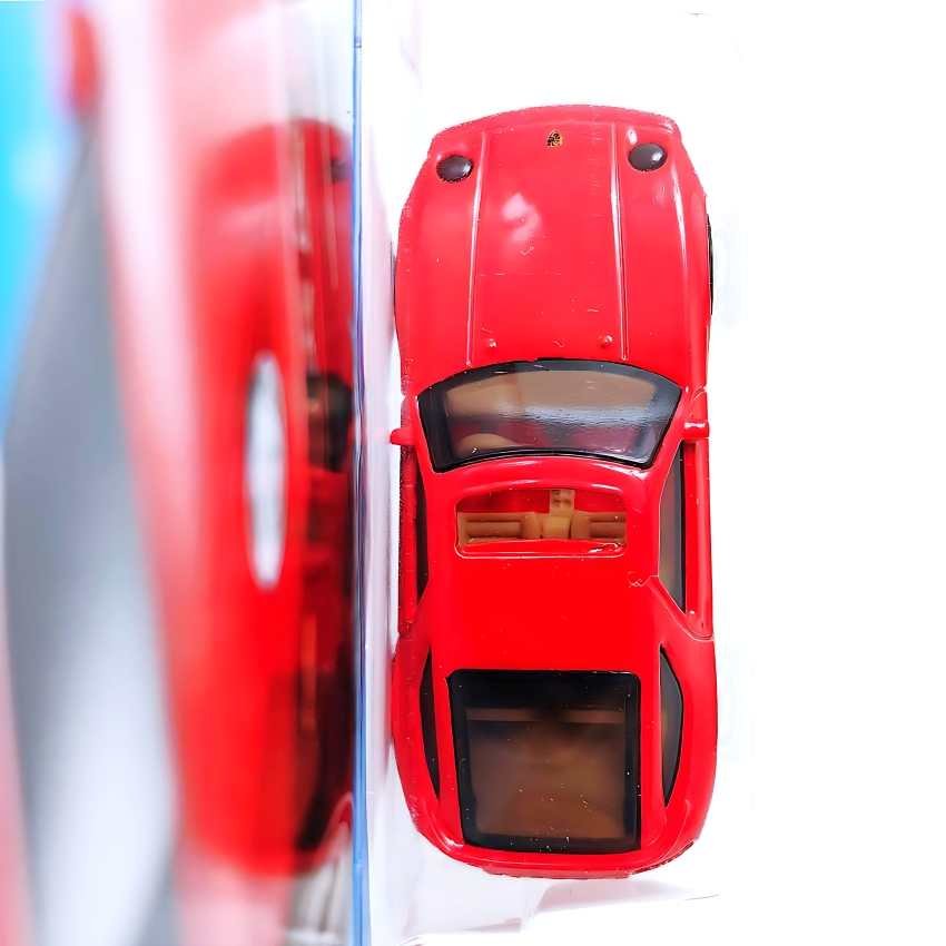 Hot Wheels 1983 Porsche 928S Red – 1:64 Scale Die-Cast Toy Car – Muscle Mania Series #10/10 – Red Porsche 928 Collector #250 – Best Gift for Kids & Collectors