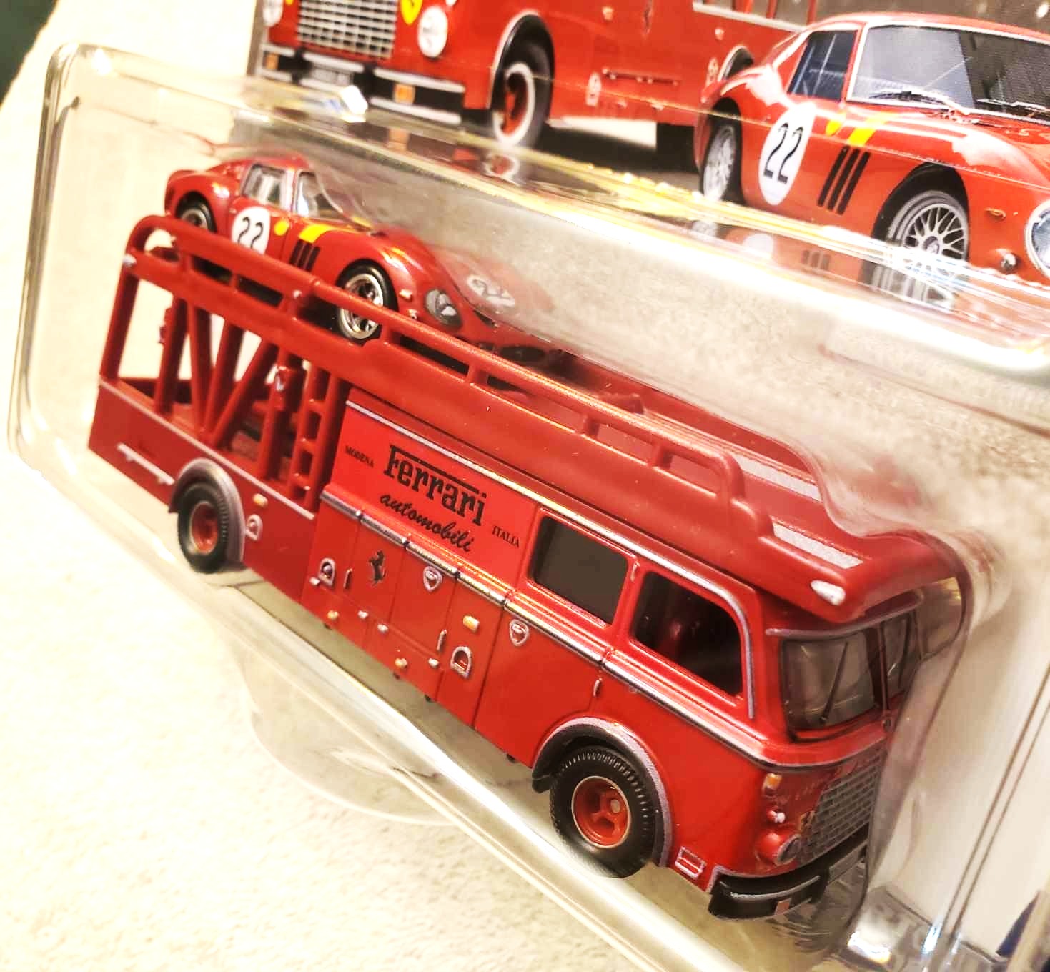  Hot Wheels Premium Team Transport Ferrari 250 GTO & Fiat 642 RN2 Bartoletti