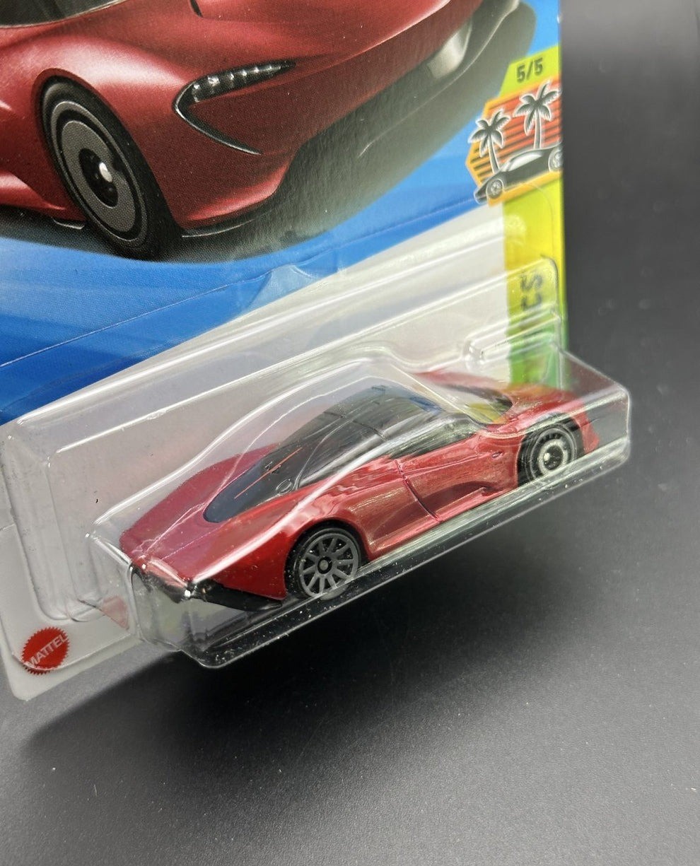 Hot Wheels McLaren Speedtail - [Maroon/Red]