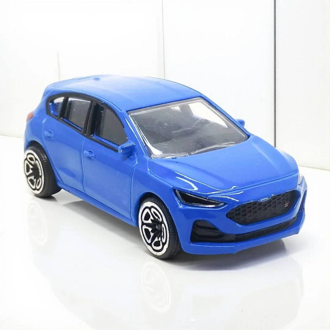 Majorette Street Cars Ford Focus ST Blue – 1:64 Scale Diecast Model with Suspension & Opening Doors – Official Ford Licensed Toy Car
