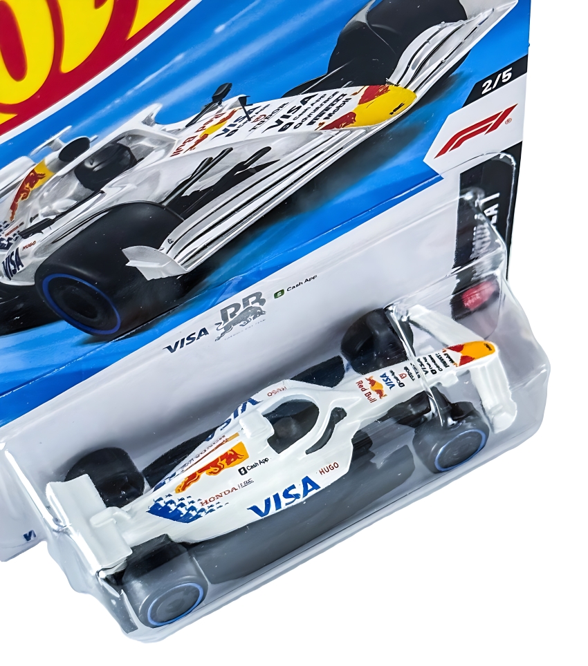 Hot Wheels 2026 Visa Cash App Racing Bulls F1 Team (White) – VCARB 01 Livery – #68/250 Formula 1 Series – Detailed 1:64 Scale Racing Bulls Die-Cast – Collector’s Edition