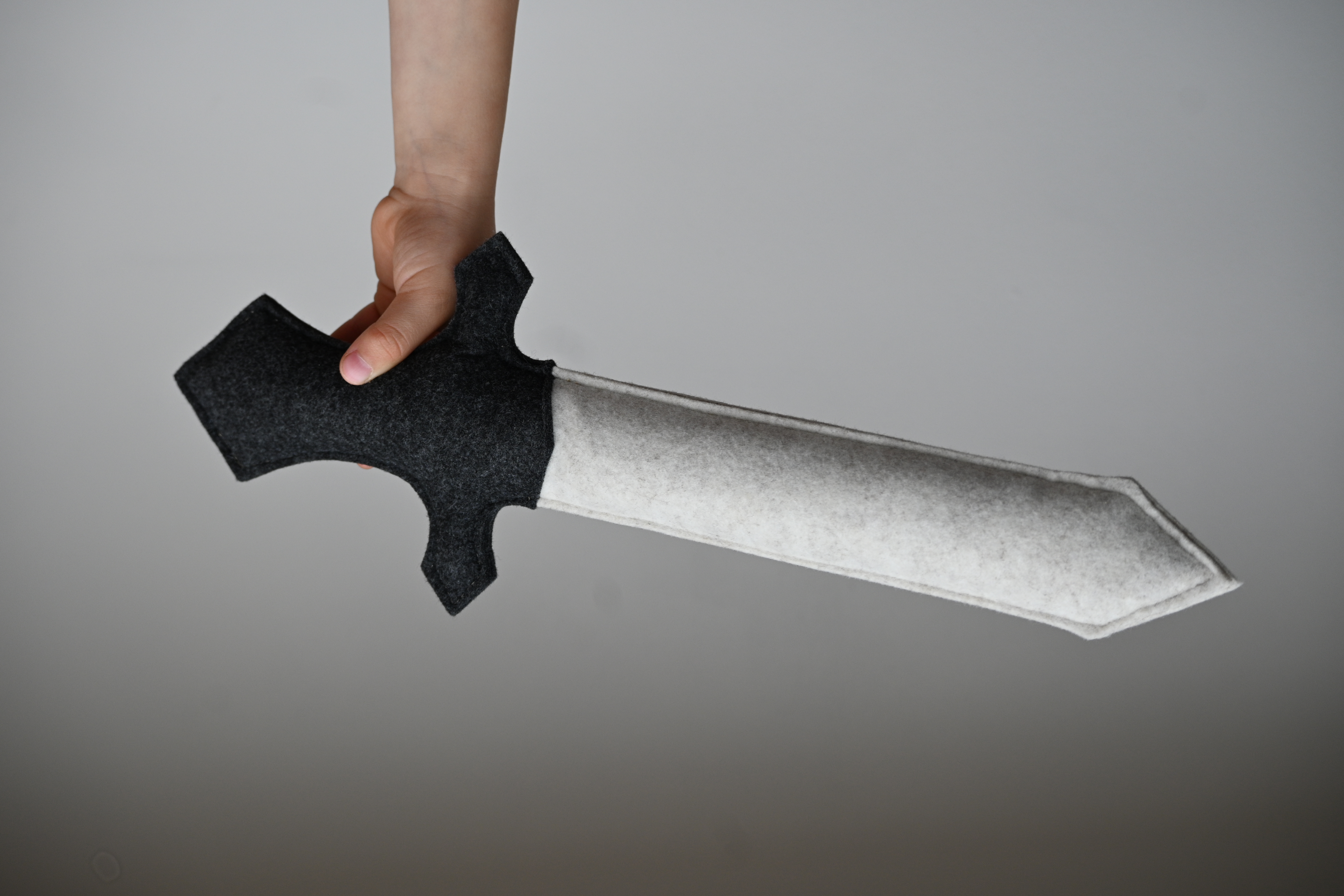 Filca rotaļu zobens