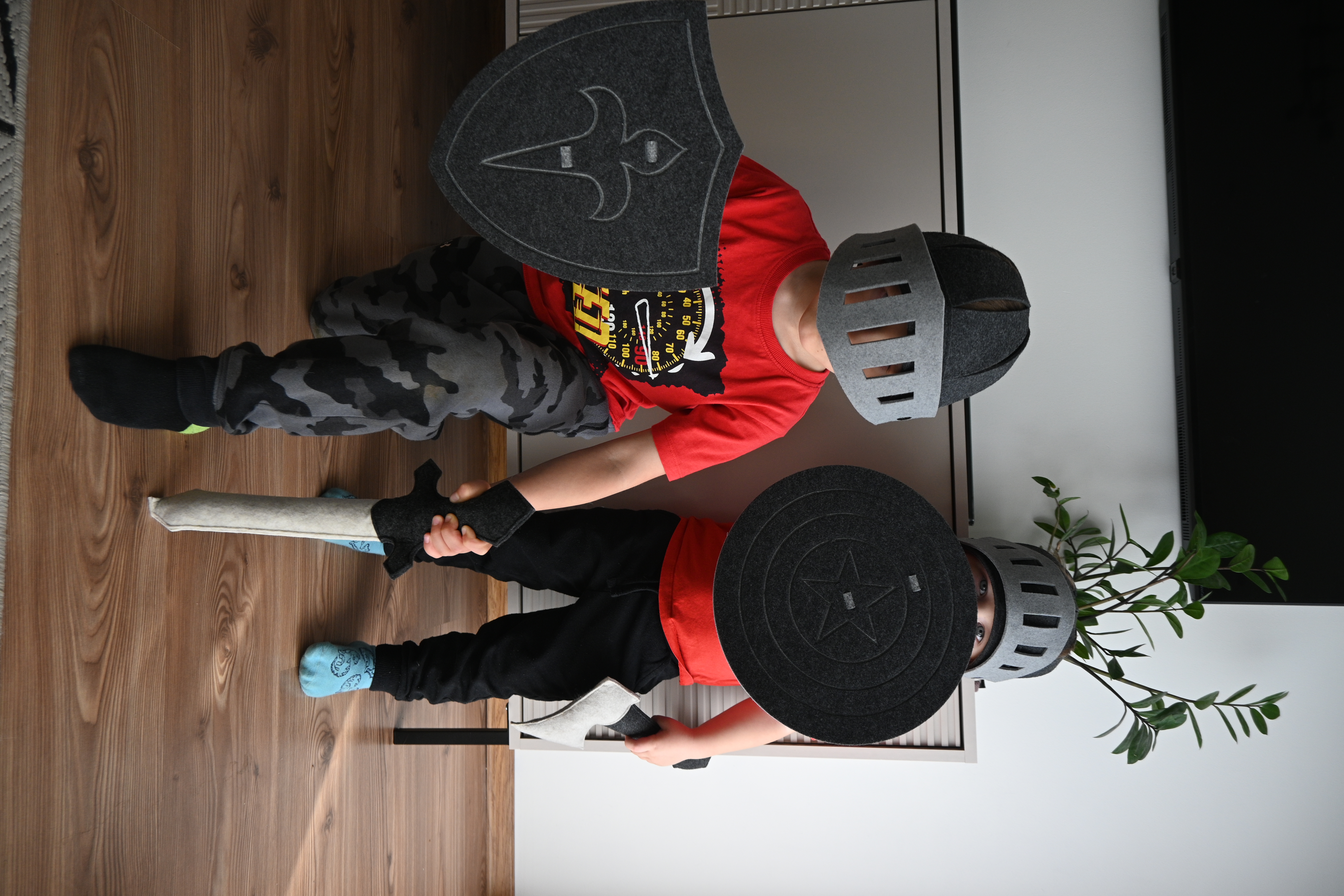 Filca rotaļu zobens