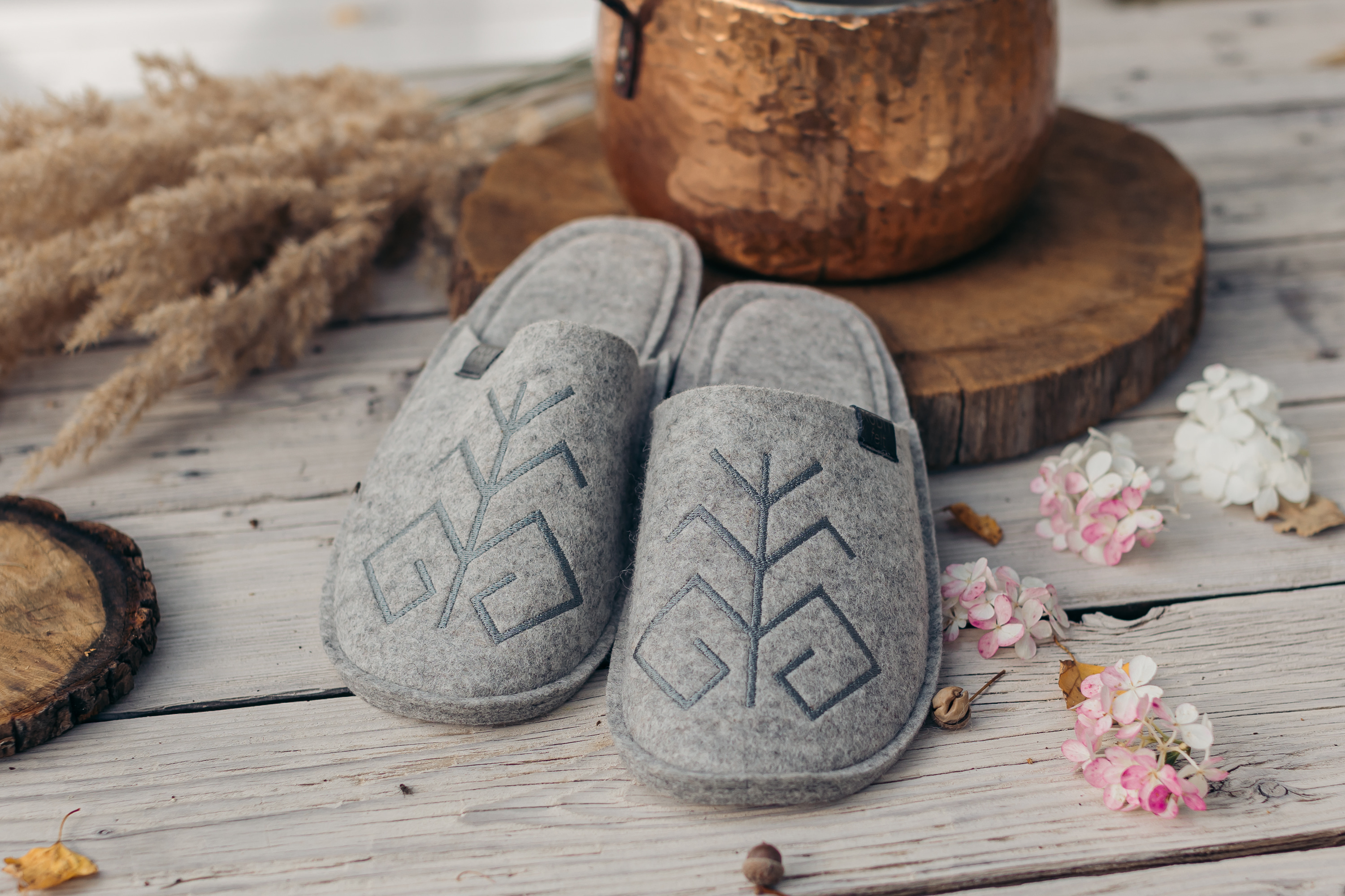 Merino vilnas čības (ar Austras koku)