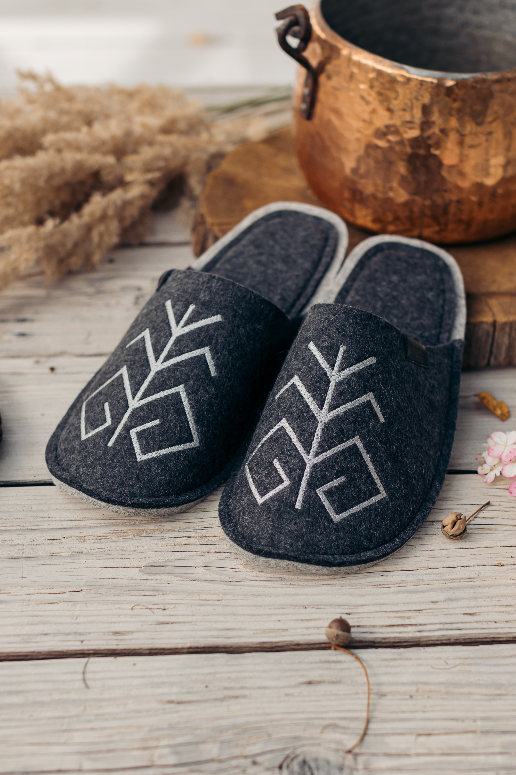 Merino vilnas čības (ar Austras koku)