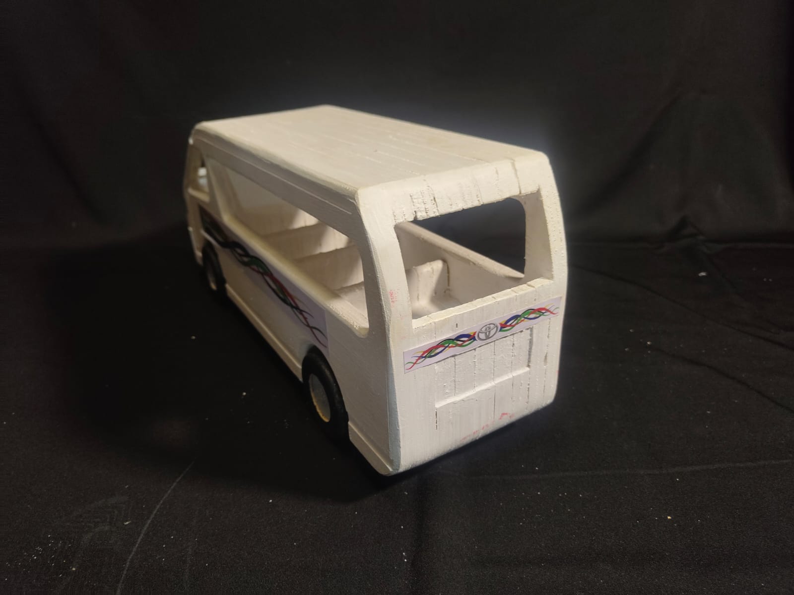 Toyota Quantum - Wooden Toy 