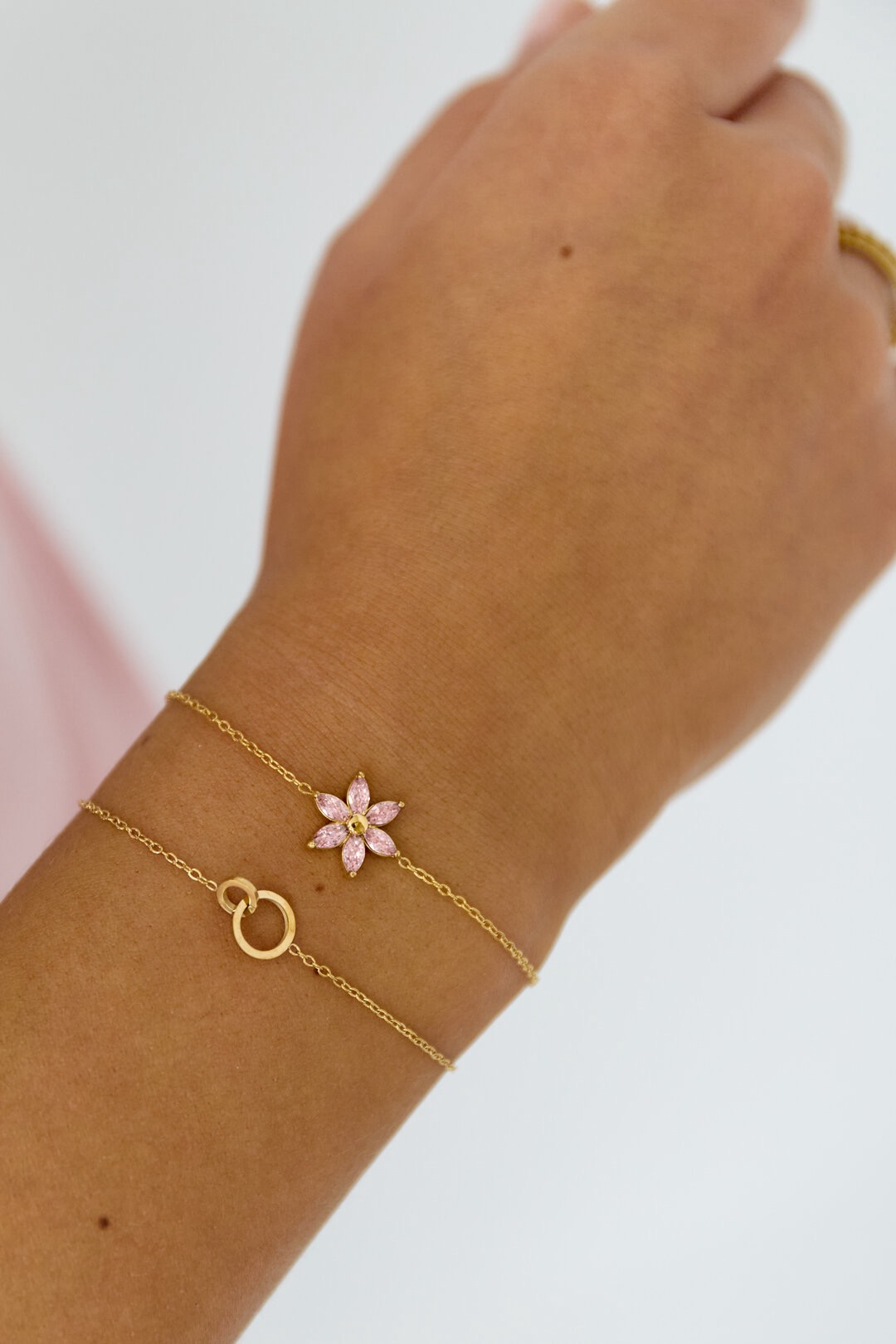 Armband „verbundener Charm“