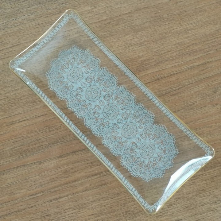 Langwerpige schaal kant & goud