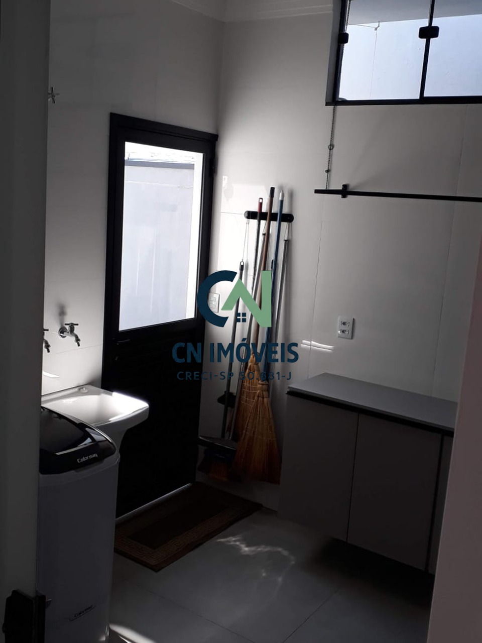 Casa à venda no condomínio alvorada