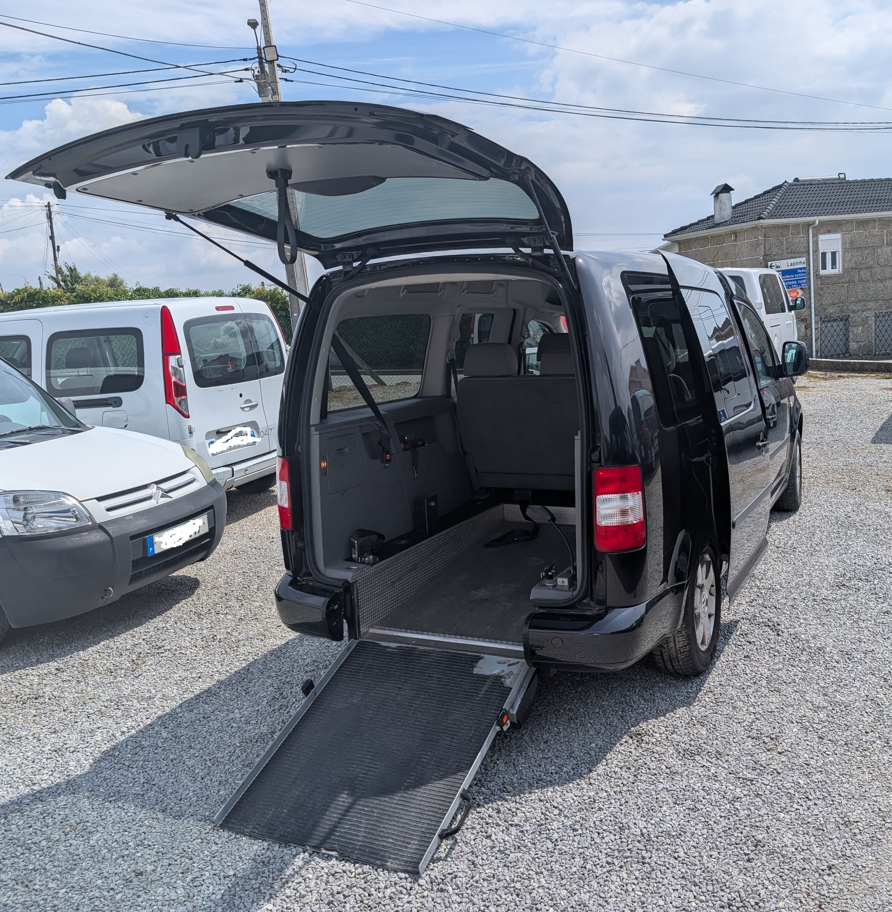 Caddy Adaptada para Mobilidade Reduzida