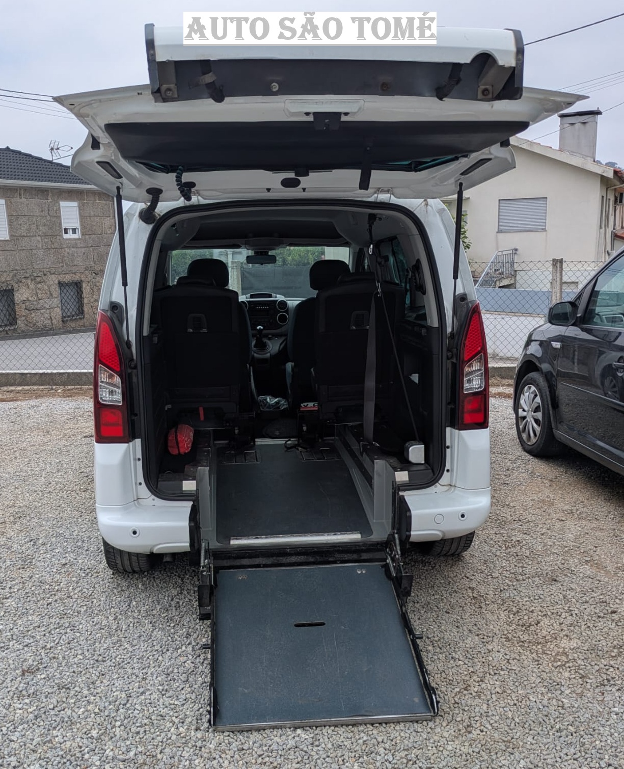 Berlingo 1.6 gasolina Adaptado para Mobilidade Reduzida