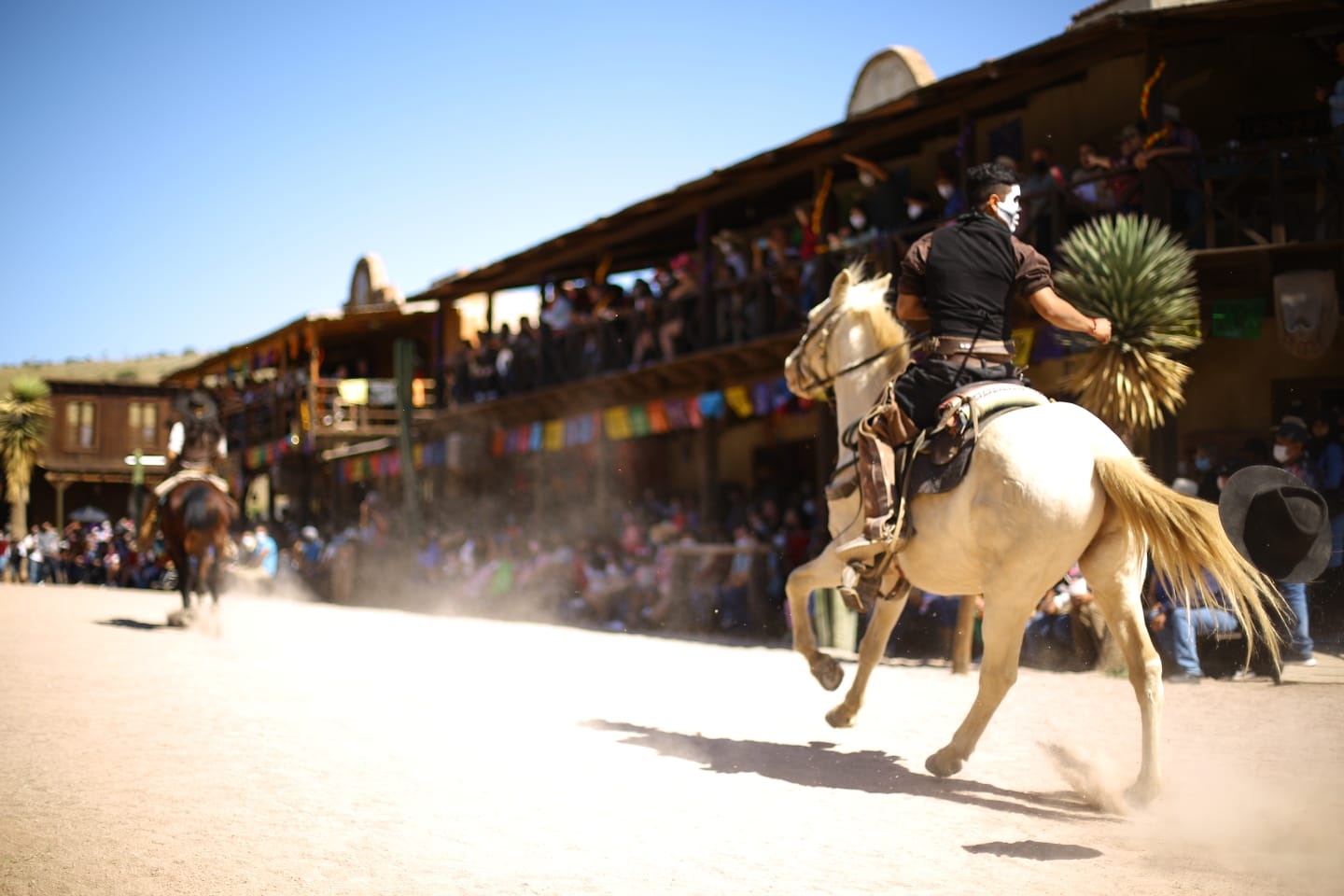 4 CIENEGAS, DURANGO Y MONTERREY 