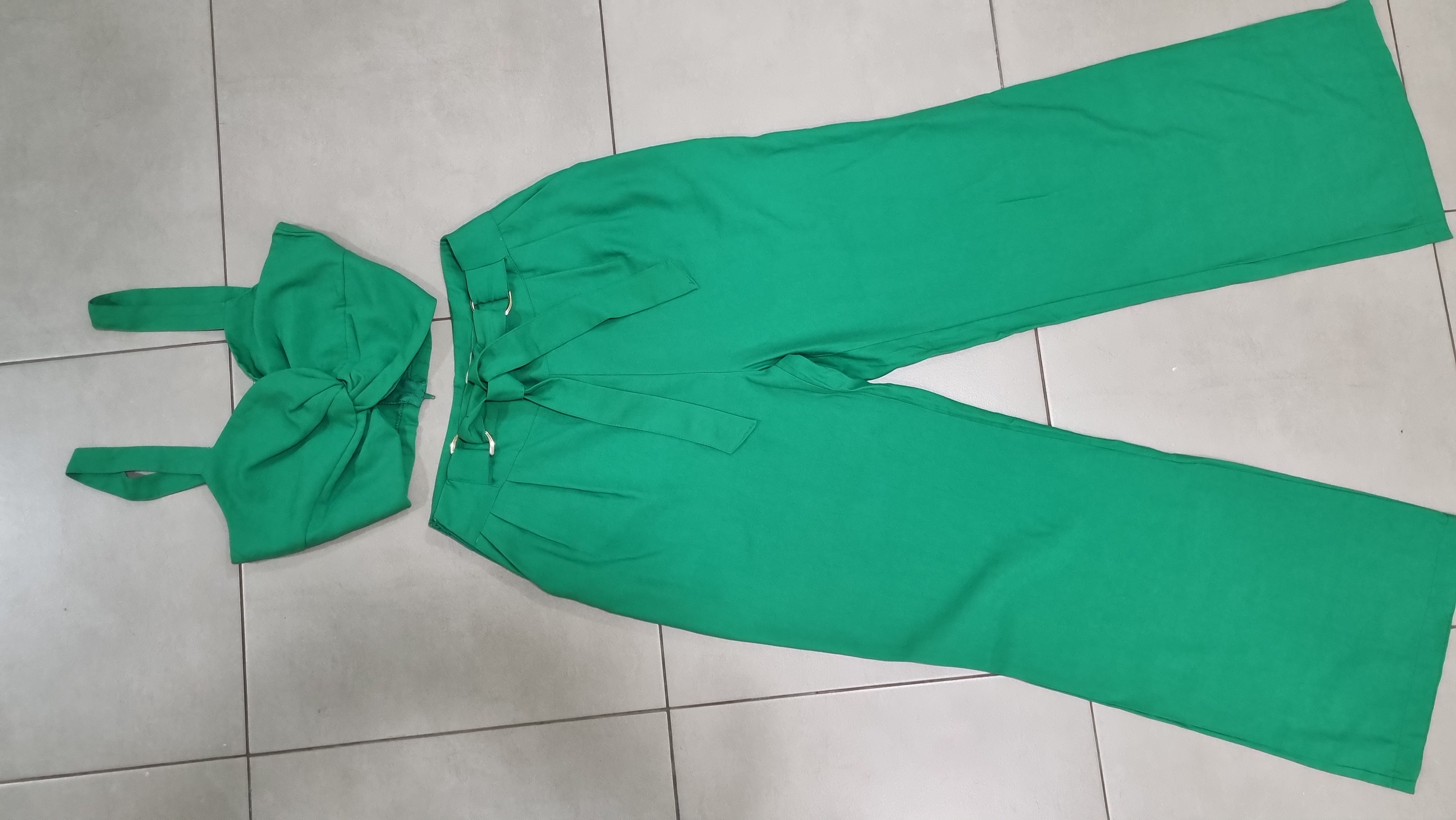 Calça em alfaiataria 