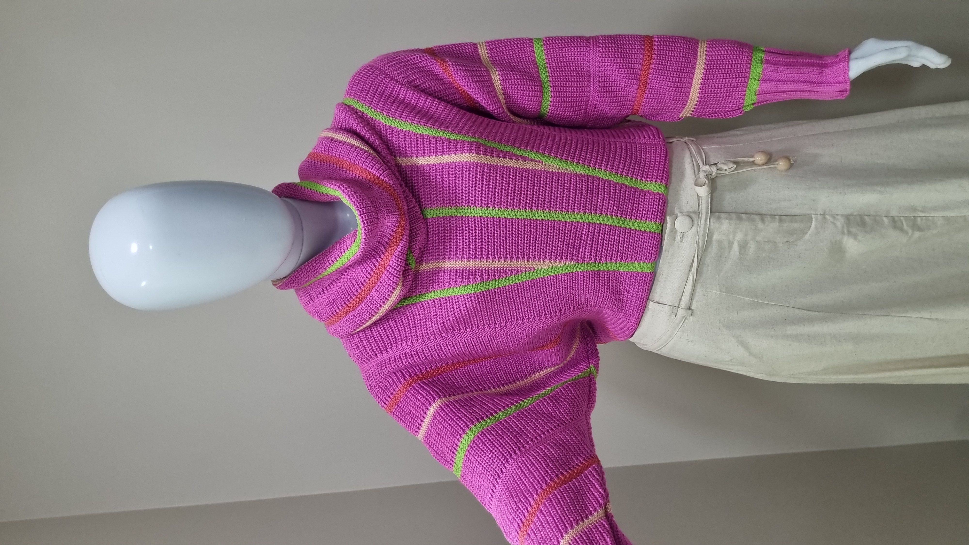 Blusa em tricot manga morcego