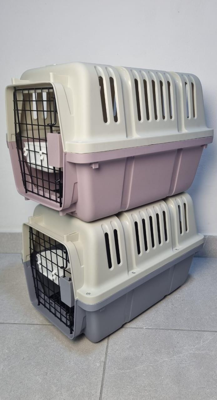 Transportadora para mascotas (Kennel  Fibra de Vidrio)