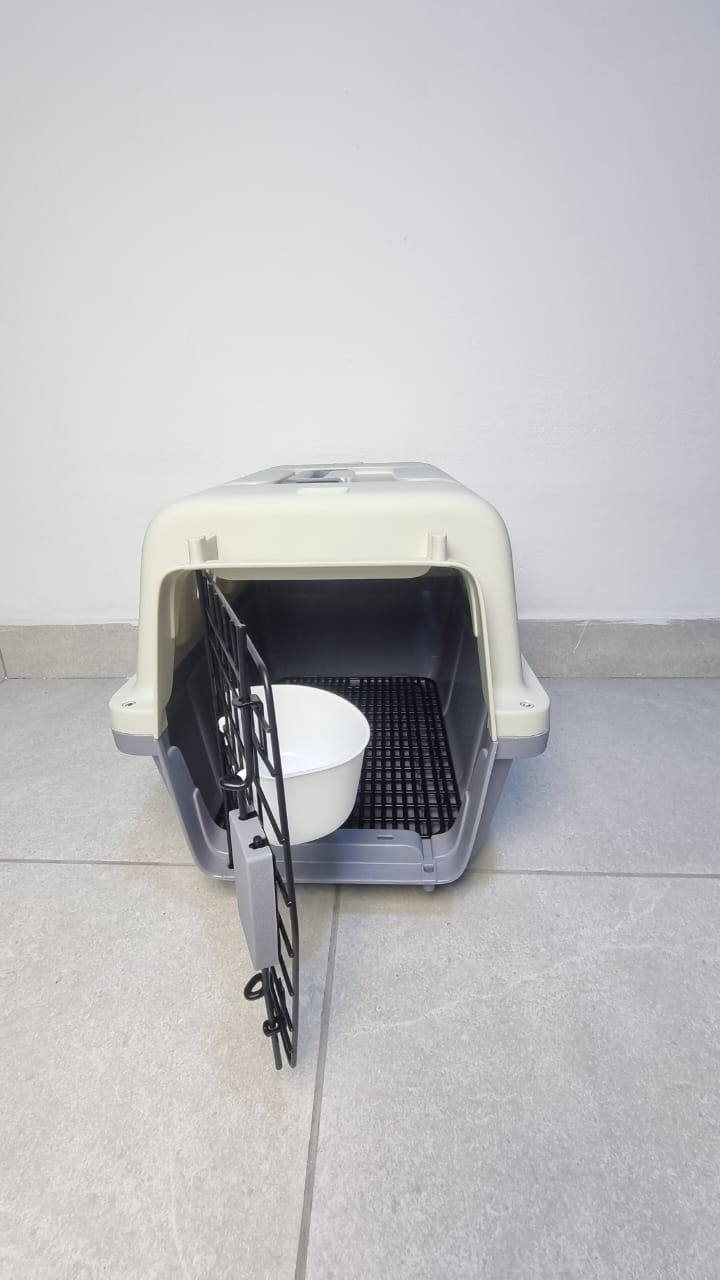Transportadora para mascotas (Kennel  Fibra de Vidrio)