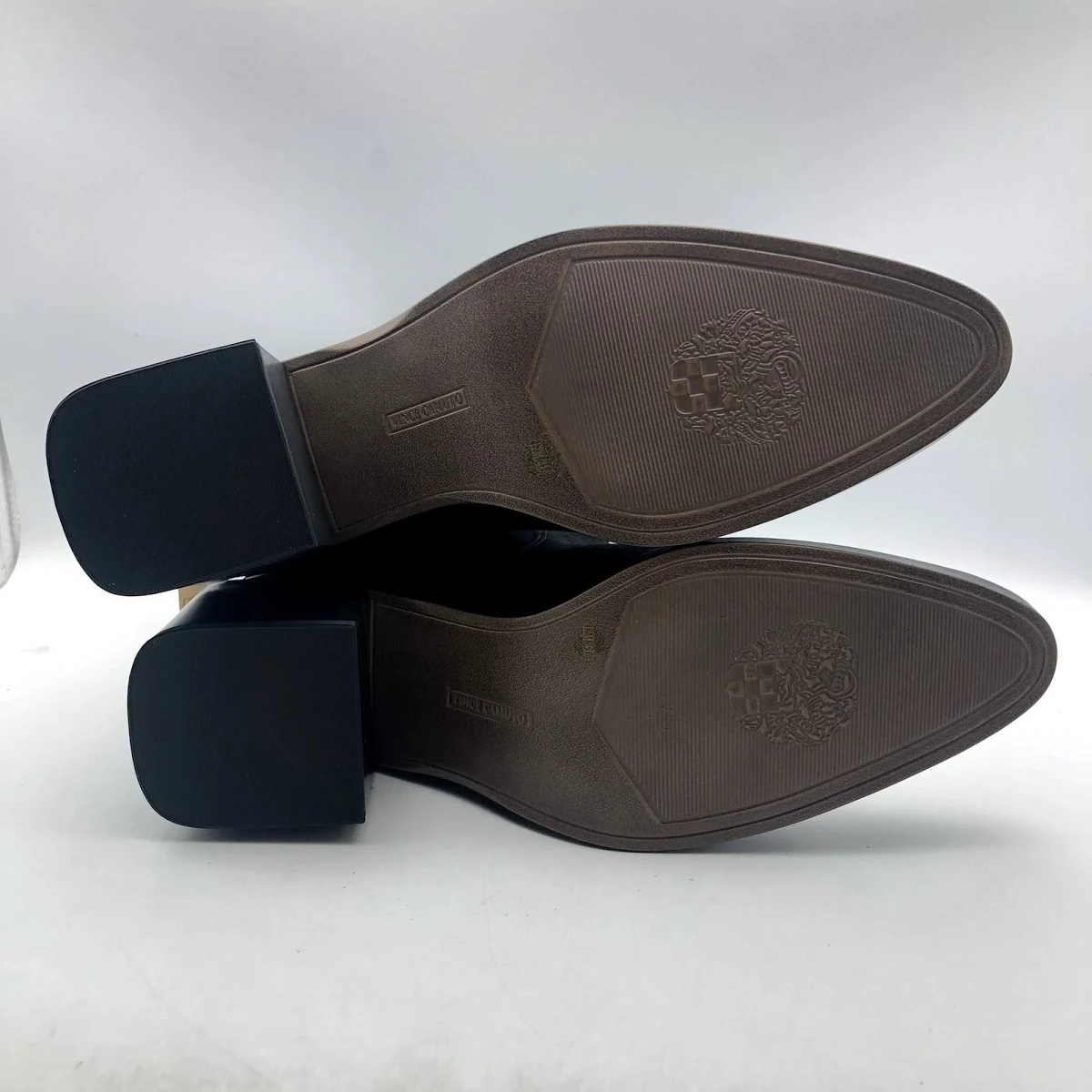 Vince Camuto Womens Kortimy