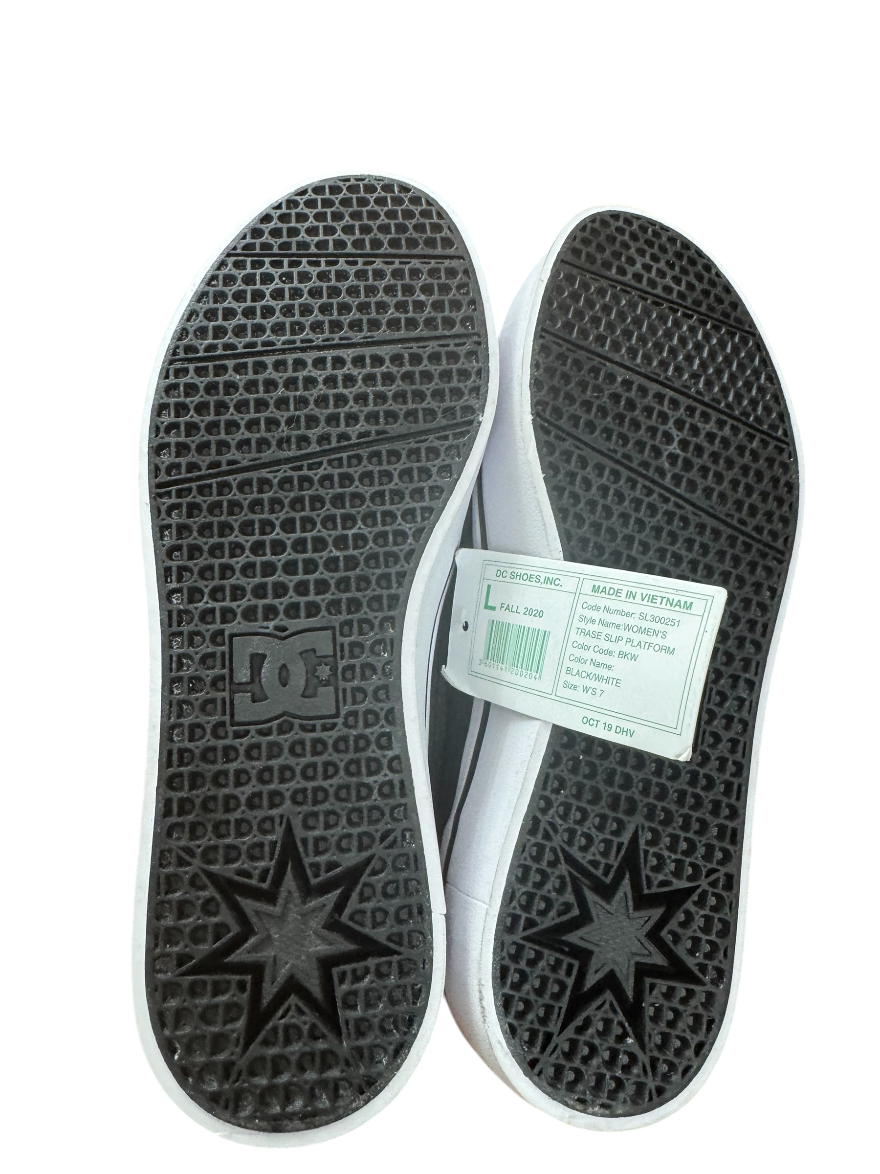 DC Women's Trase Slip-On X TR Skate Shoe