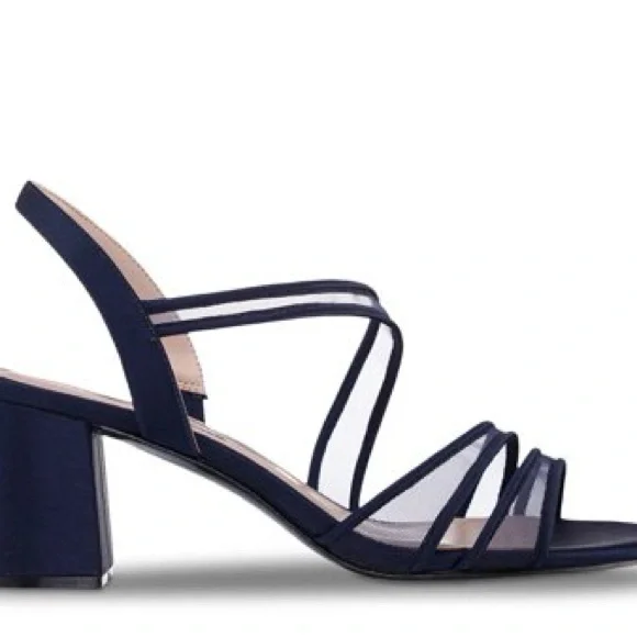 Nina Nanda Sandal