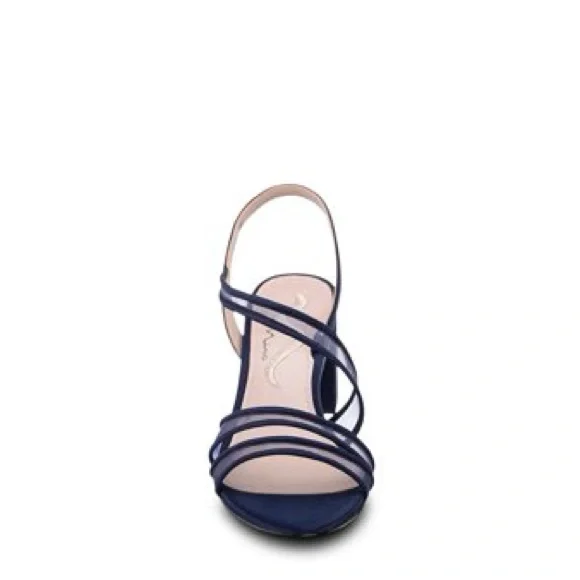 Nina Nanda Sandal