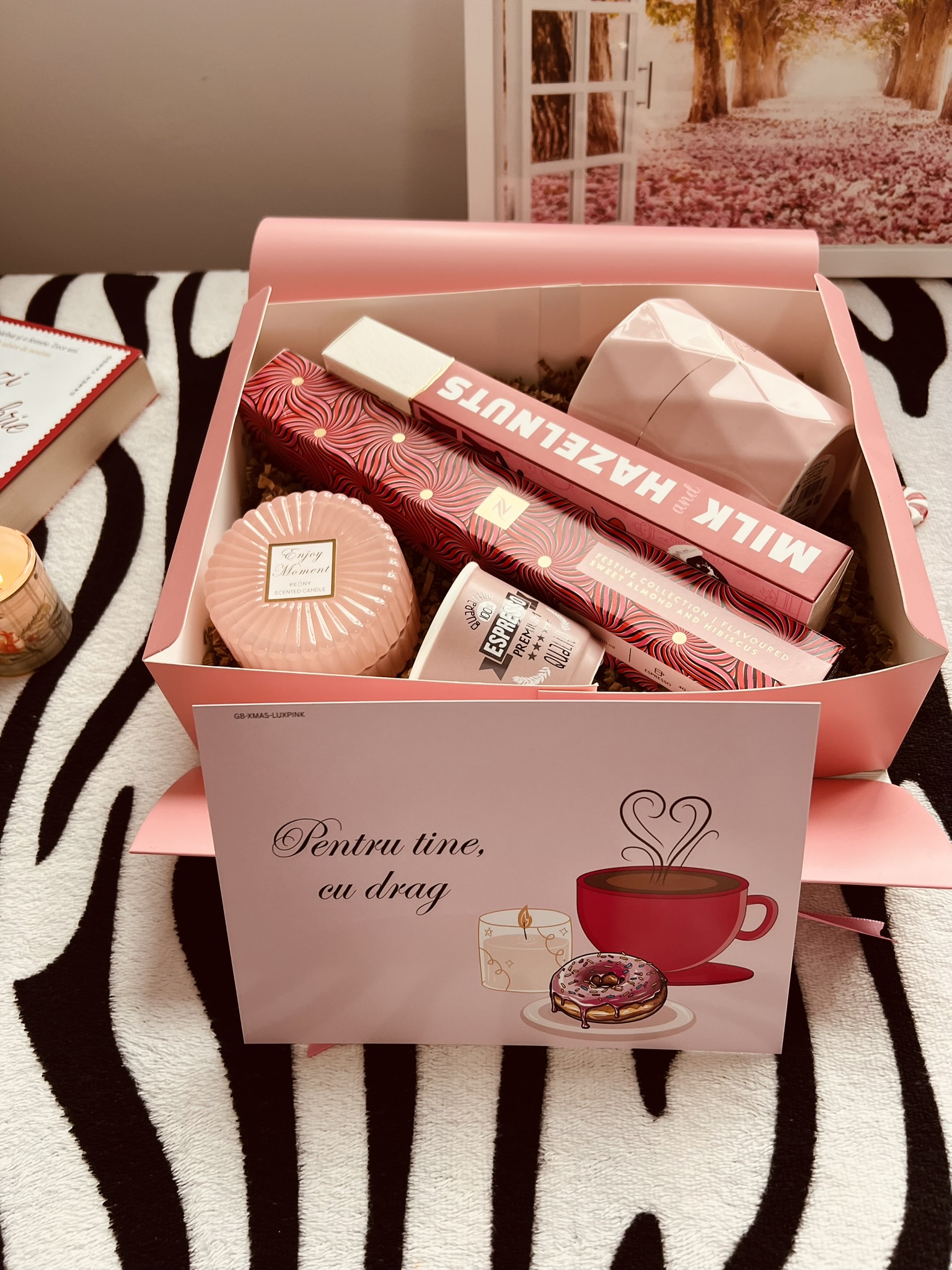 Giftbox Luxury Pink - set cadou roz pastel ediție festivă