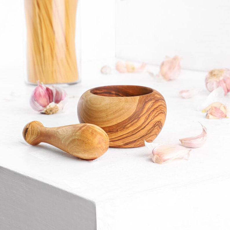 Olive Wood Mortar and Pestle 5.5"