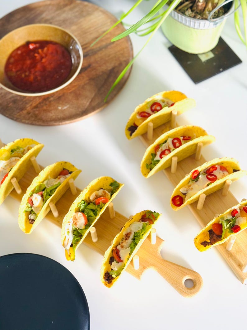 2 pcs Wooden Taco Holder Board Š Double Row Taco Stand Š Bamboo Rack for 8 Tacos Š Taco Tray Set Š Mexican Party Kitchen Tool