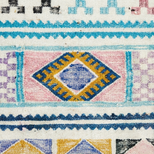 Tapis Berbère Authentique en Soie de Sabra – Beige & Motifs Géométriques (Collection Artisanale)