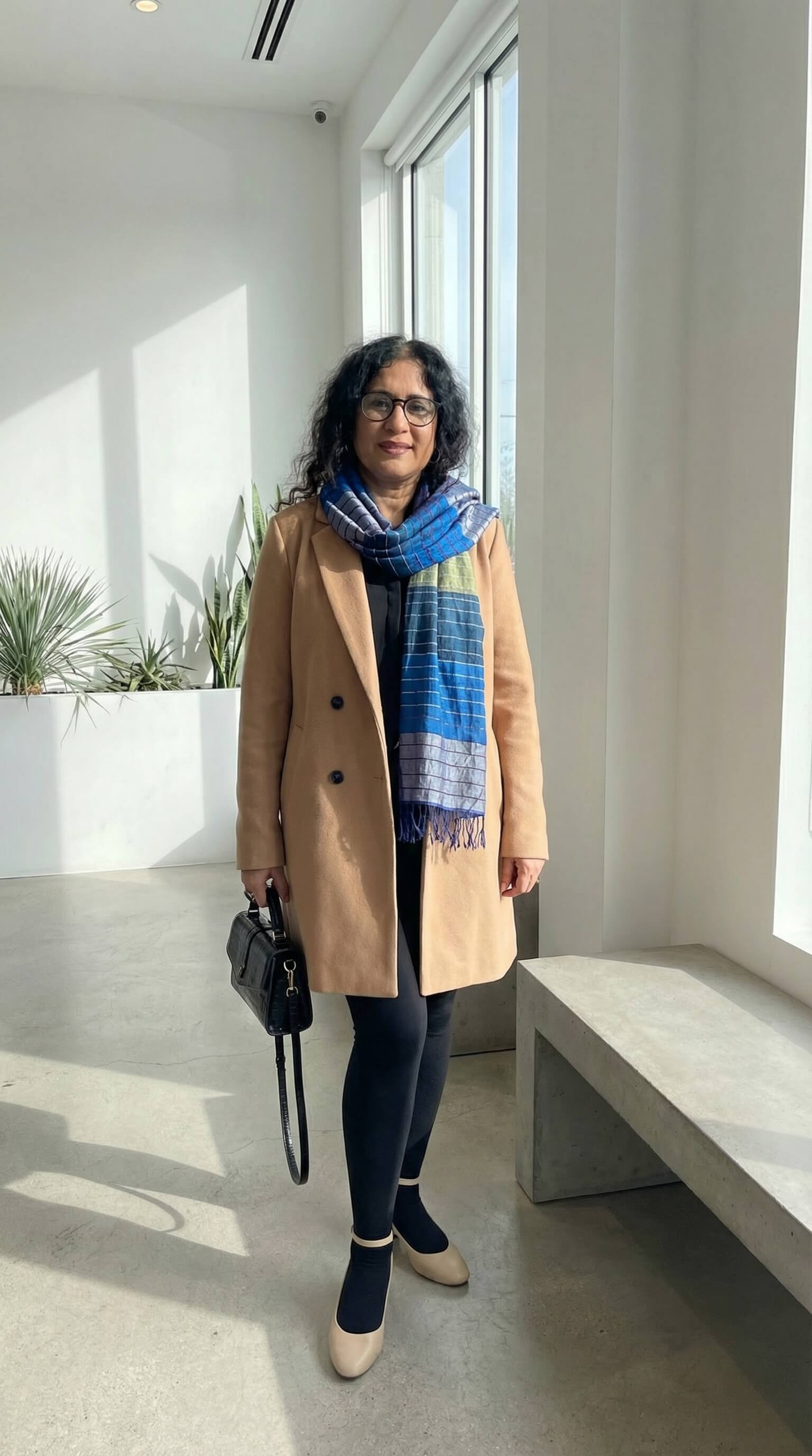 Châle en Soie de Sabra – Bleu Nuit & Horizon