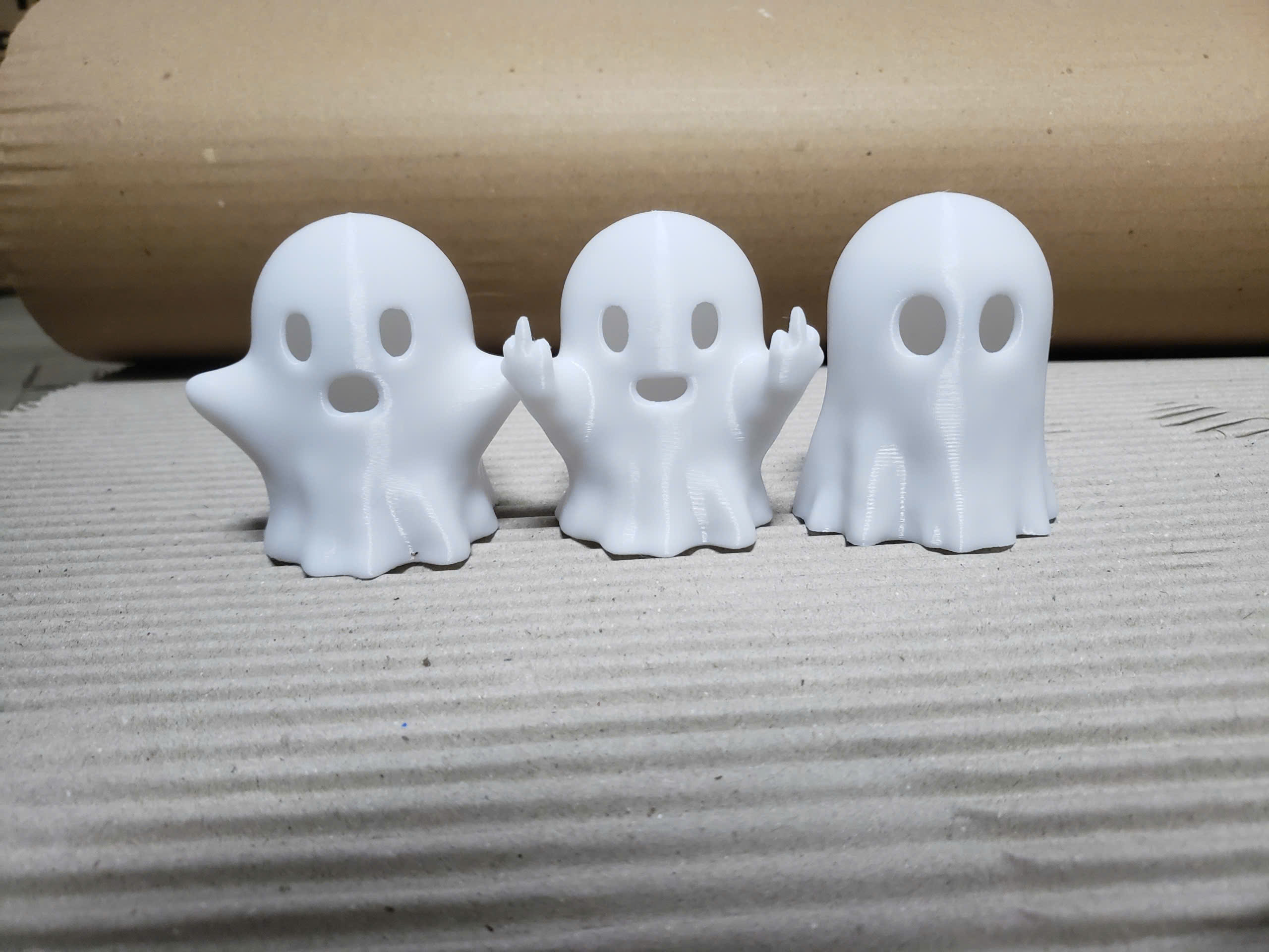 👻 MÔ HÌNH MA TRẮNG CUTE MINI – DECOR XINH XẮN, GIÁ HẠT DẺ