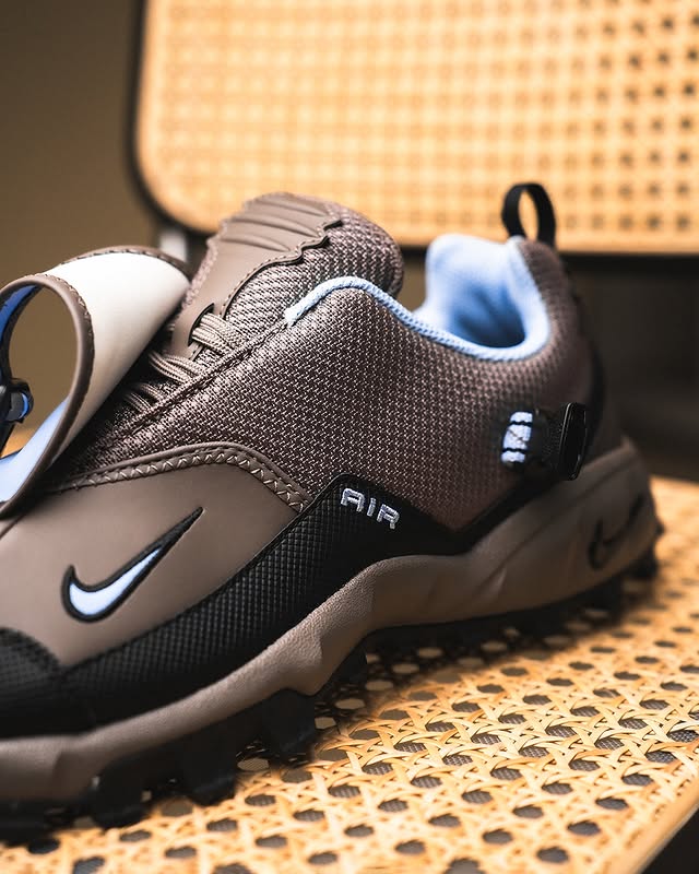 Nike ACG Air Hiking Shoes