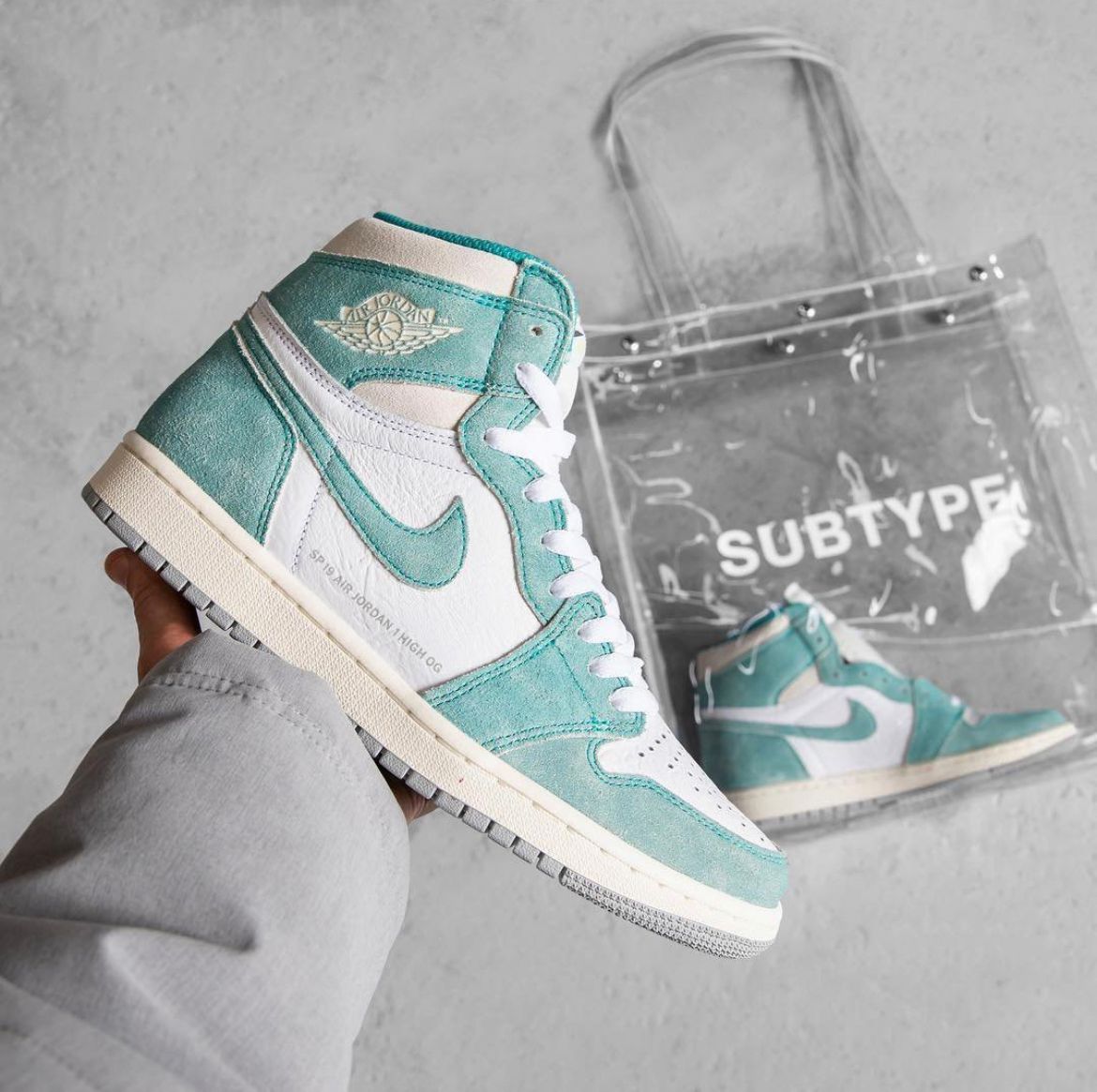 Air Jordan 1 Retro High OG Turbo Green