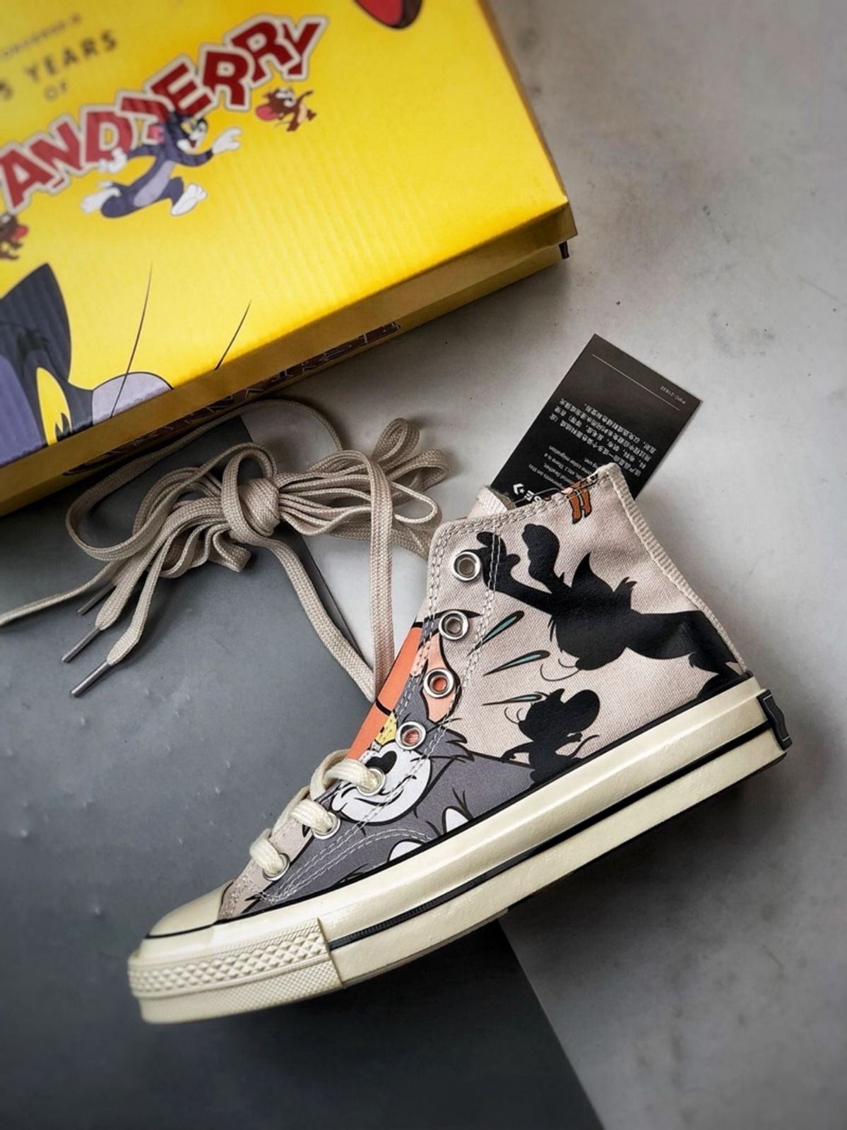 Converse Tom & Jerry Edition Sneakers