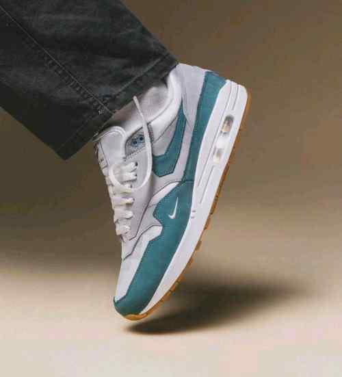 Nike Airmax 1 Swoosh Low Poly Classic Air Cushion Sneakers