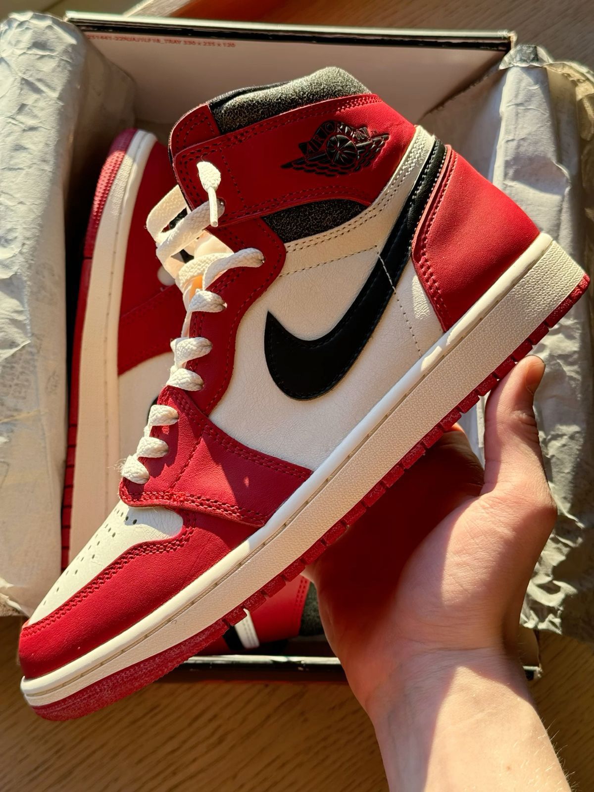 Air Jordan 1 Retro High OG 'Chicago'