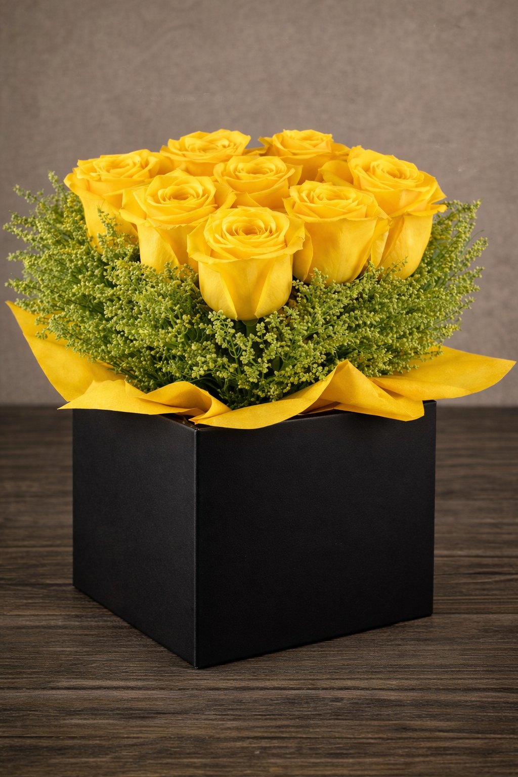 Caja de rosas amarillas