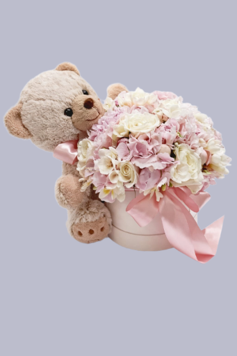 Arreglo Floral con Osito de Peluche