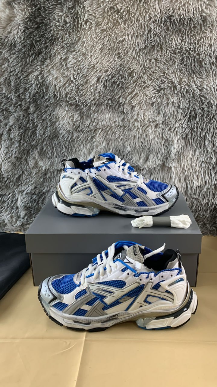 Balenciaga Runner