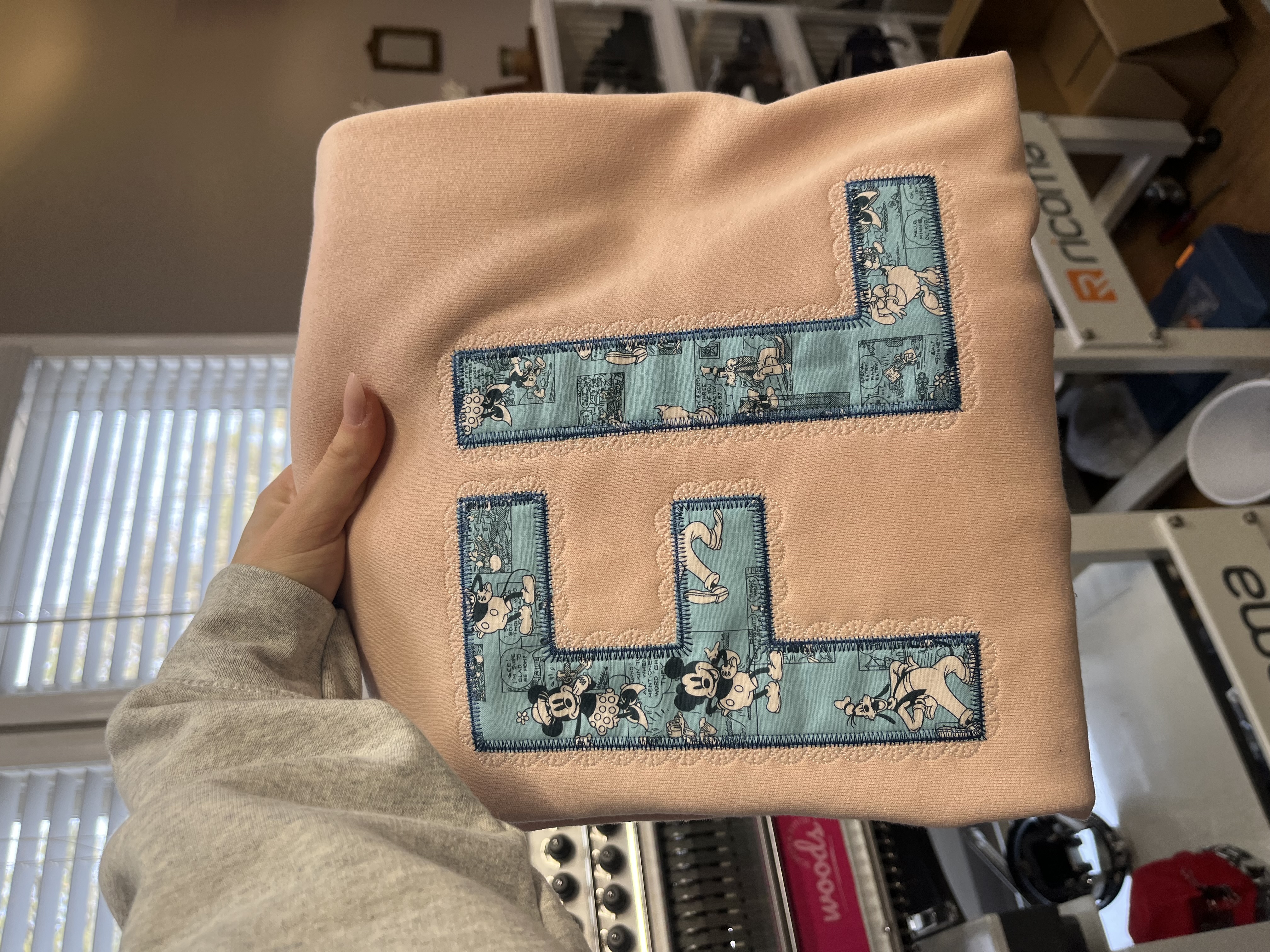 Lace State Applique Sweatshirt 