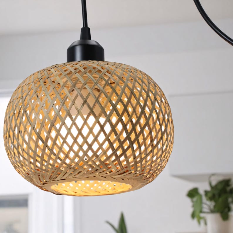 Handcrafted Bamboo Pendant Lamp, Natural Rattan Chandelier, E27, Ideal for Caf, Restaurant, and Living Room Dcor, Indoor Hanging Light