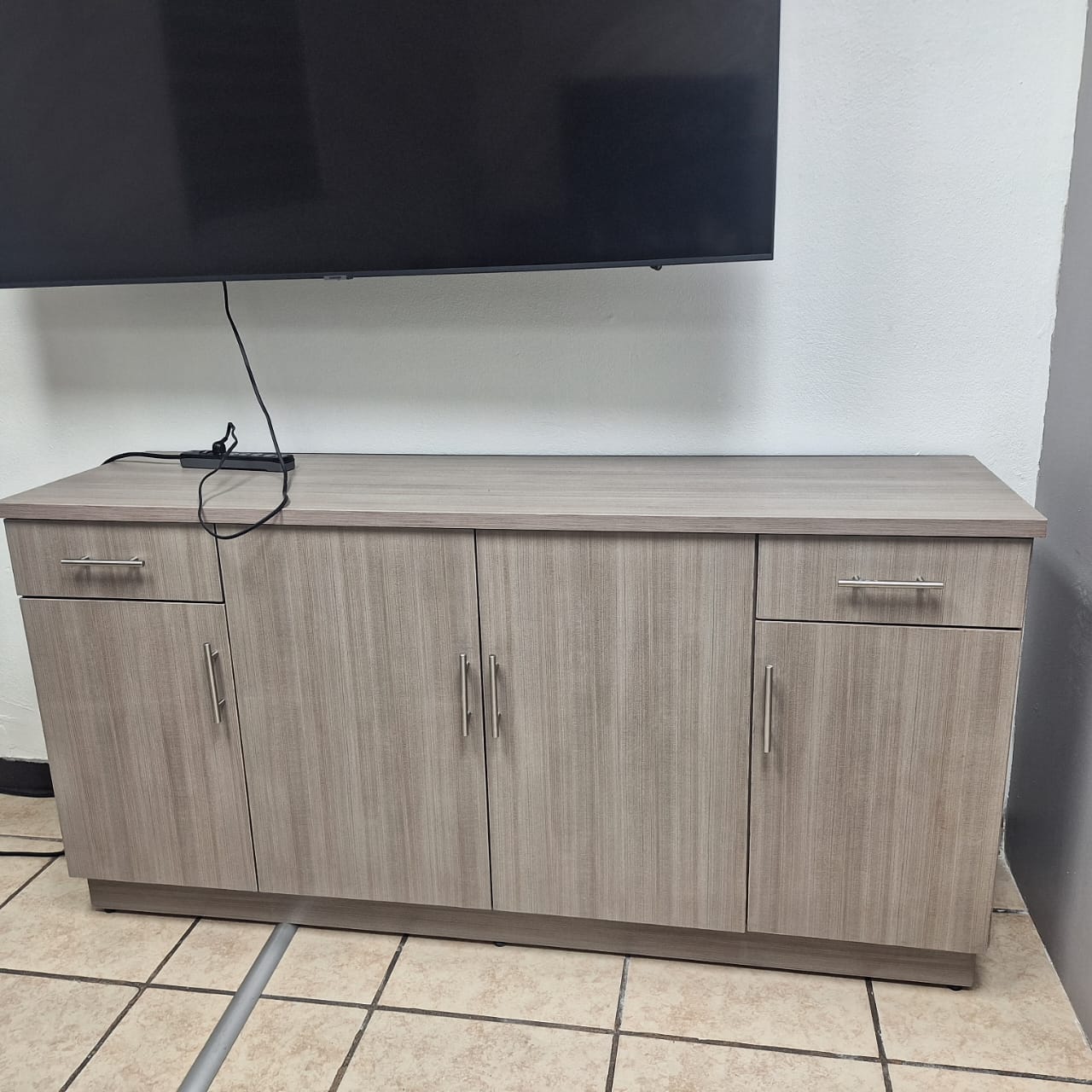 Mueble para TV de madera
