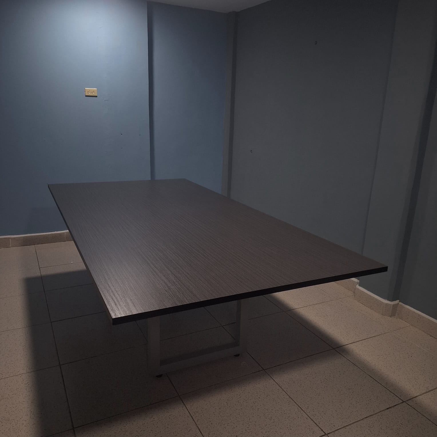 Mesa de Oficina Moderna