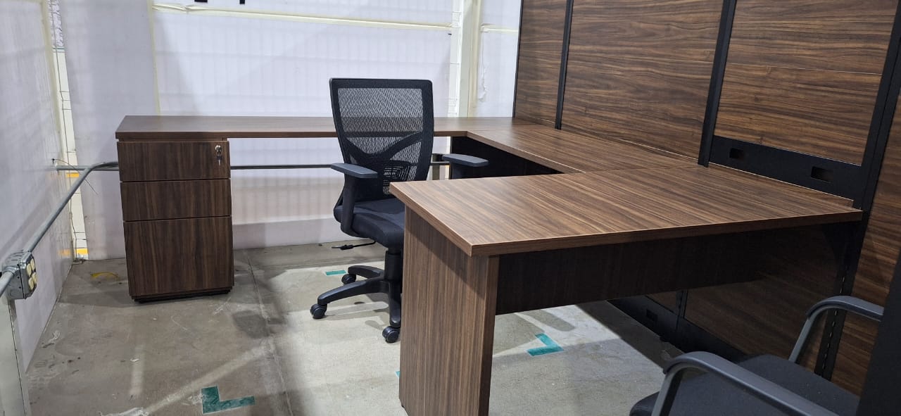 Escritorio Ejecutivo en L