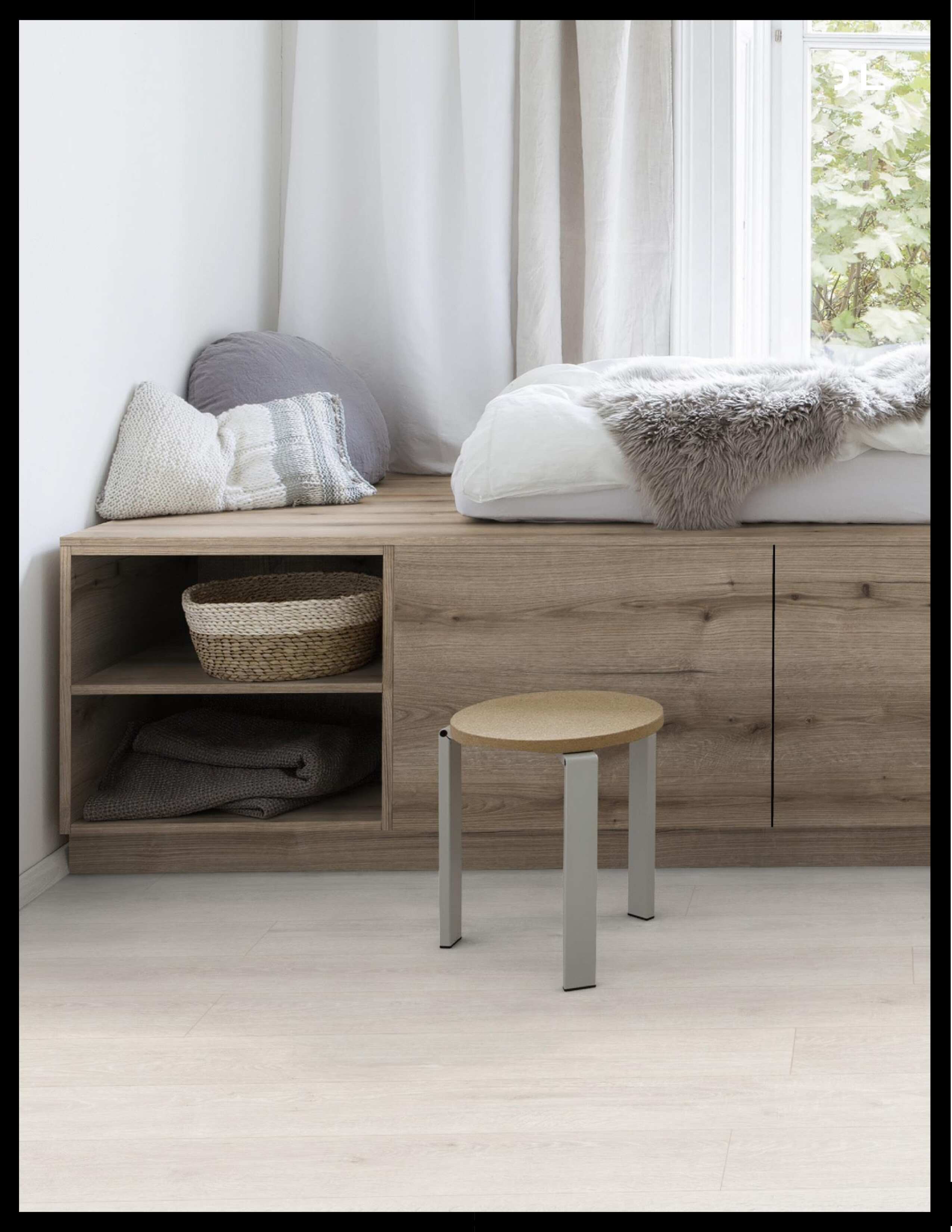 Banco de madera moderno